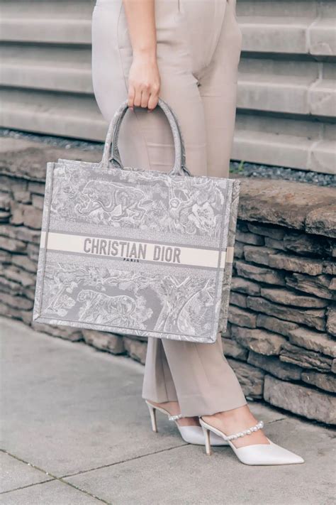 imitazione occhiali dior|best dior tote dupe.